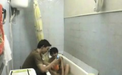 Amateur Couple Awesome Bathroom Fuck On Cam