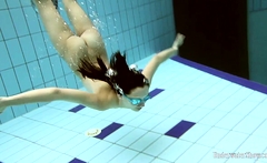 Vera Brass hot teen underwater