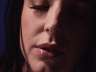 Lesbian Writer enjoys licking pussy