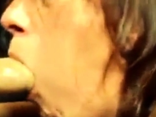 submissive slut love ass to mouth
