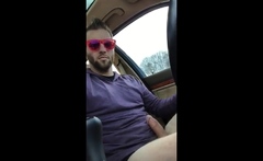 Str8 pink men play in the car again