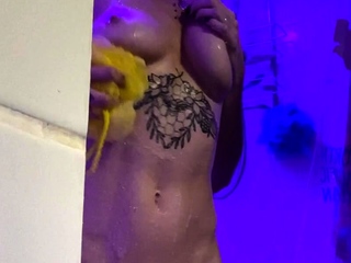 Brunette Solo Webcam Masturbation