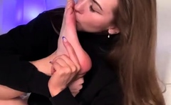 Amateur Foot Fetish Girlfriend Sucks and gives a Footjob