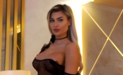 Blonde babe scarlet solo webcam