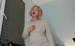 Amateur Webcam Chick Masturbates On Webcam More at