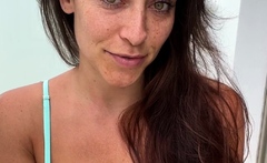 Masturbation close up Tamara big clit