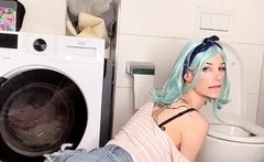 Hot Amateur Webcam Teen Masturbates For Their Fans