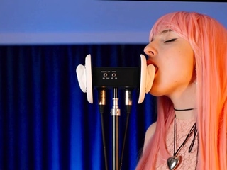 Amateur Webcam Teen Masturbates And Teases