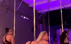 Yana teenage amateur naked blonde babe at home