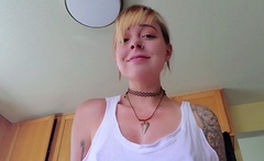 This large amateur cam girl has some very big boobs