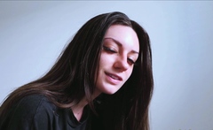 Webcam brunette solo masturbation