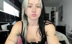Webcam brunette solo masturbation