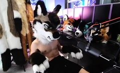 Amateur straight dude jerked off by gay