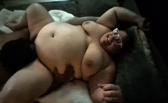 Bbwlovr69 Playing With Bull And Husband